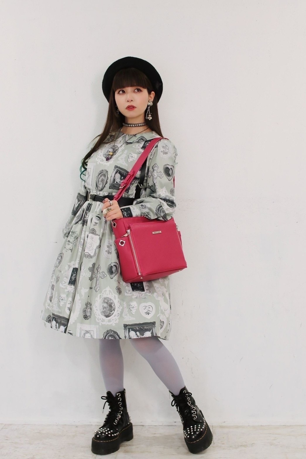 【再受注】春奈るな×リアレア コラボスクエア型ショルダーバッグ