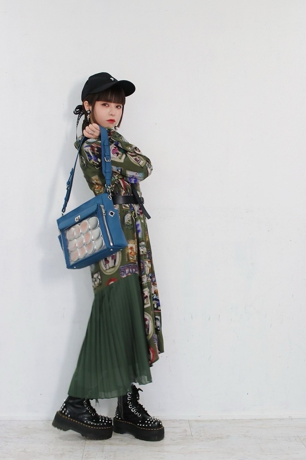 【再受注】春奈るな×リアレア コラボスクエア型ショルダーバッグ